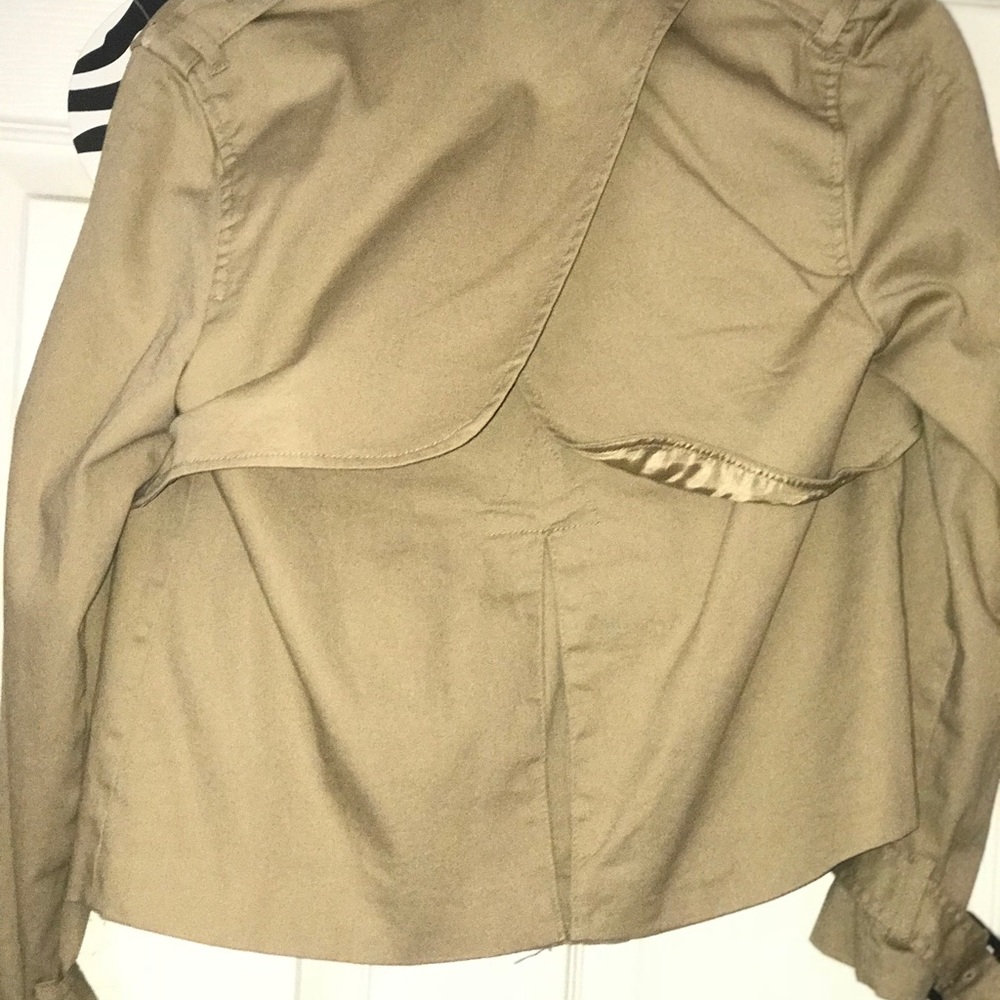 H&M jacket 😍 - Picture 2 of 2